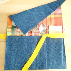 pochette rectangulaire bi-matières compartimentée