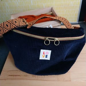 Sac banane avec bandoulière et zip